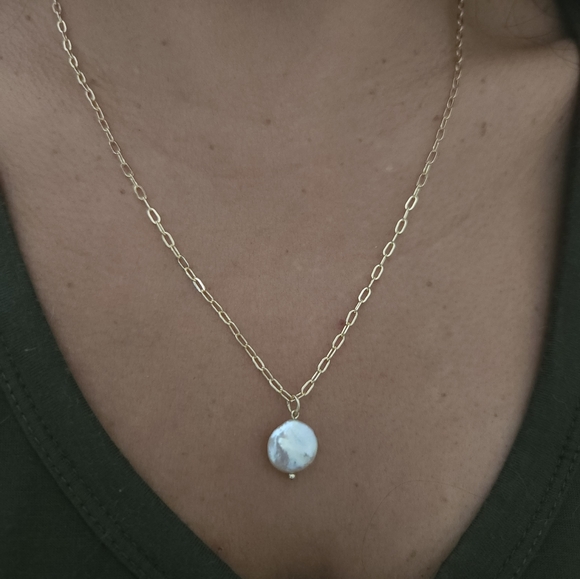 Gold-filled coin pearl necklace - Picture 4 of 5